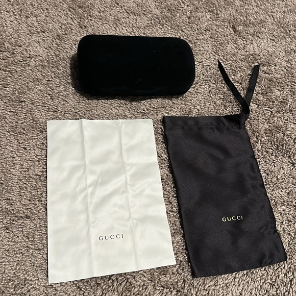 💯 Authentic New Gucci Glasses Case With Dust cloth & Dust bag Black & Blue - Picture 1 of 4